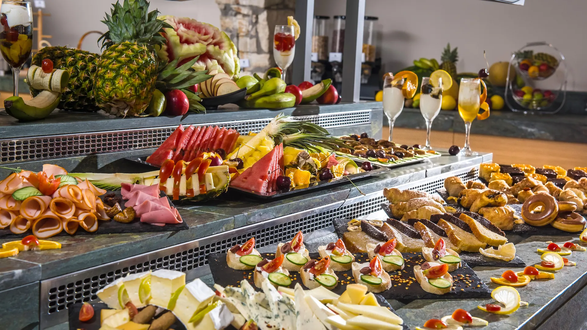 Petousis Hotel & Suites Amoudara  Greece