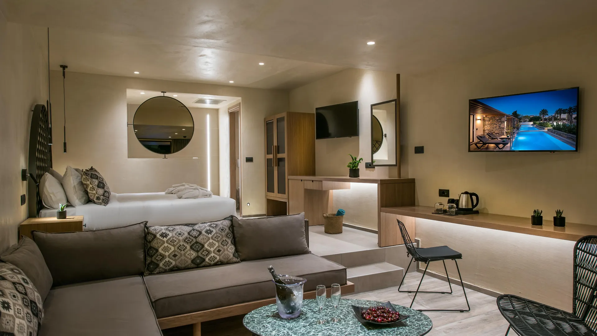 Petousis Hotel & Suites Amoudara   Amoudara (Heraklion)