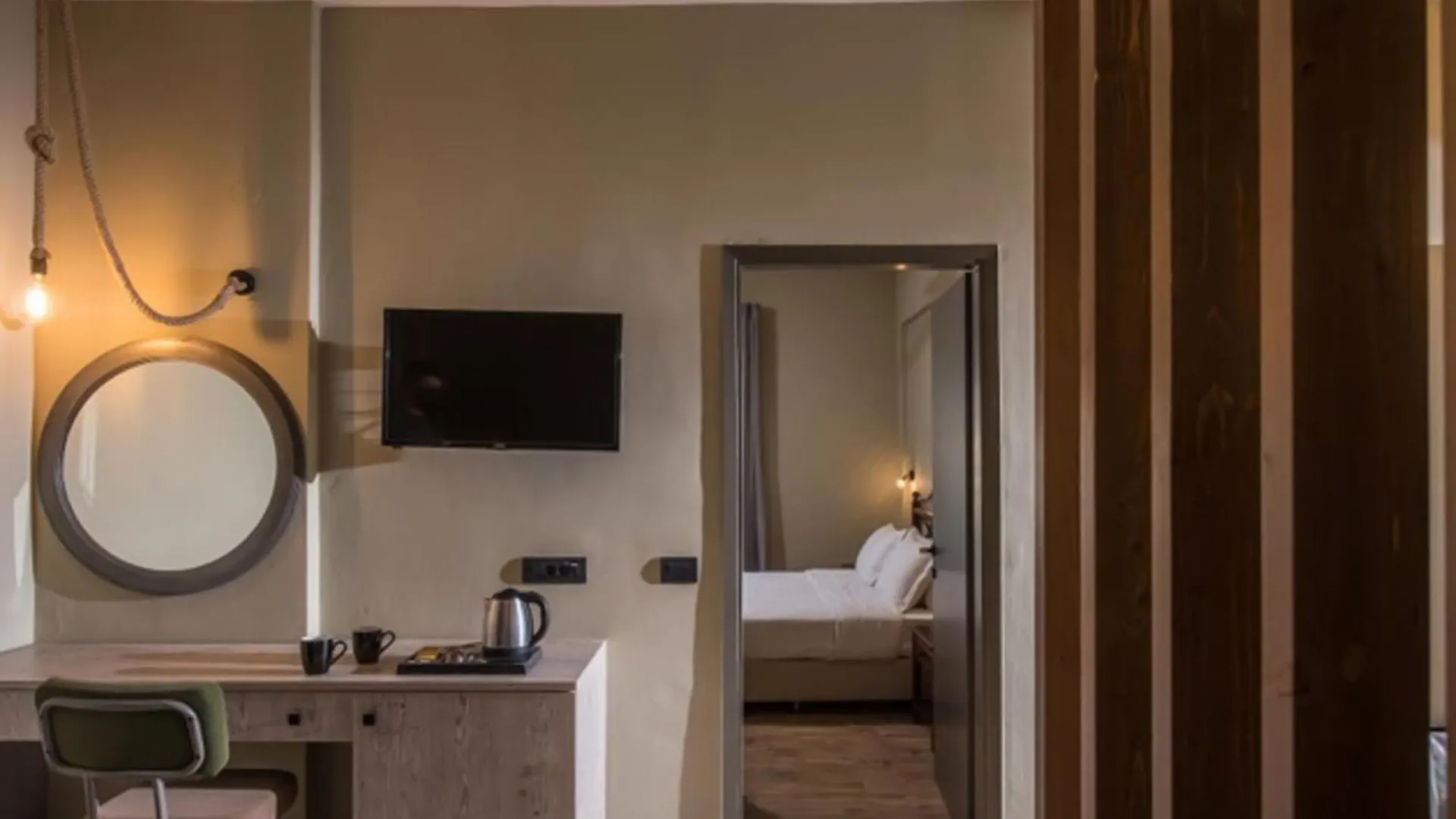 Petousis Hotel & Suites Amoudara  4*, Amoudara (Heraklion)