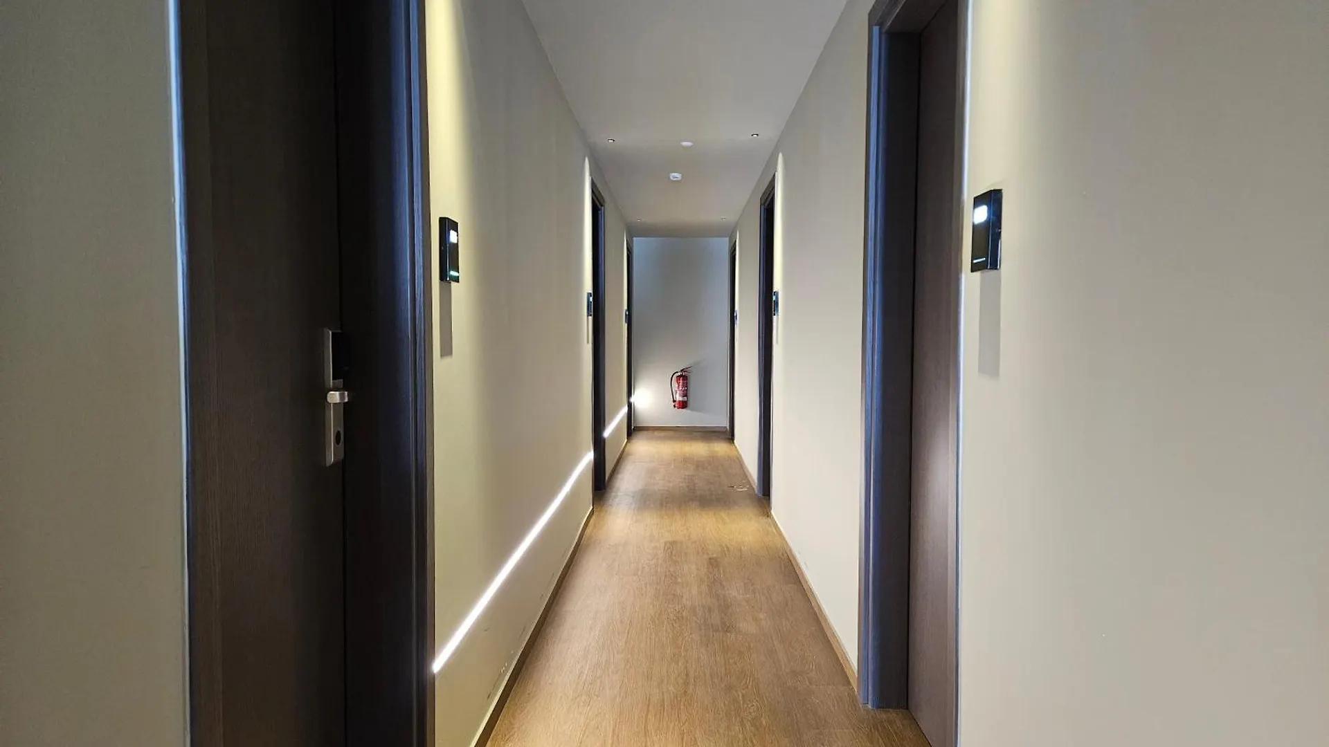Petousis Hotel & Suites Amoudara